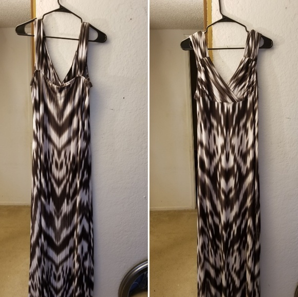 Dress - Picture 1 of 1